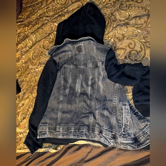 American Eagle Outfitters Hooded Jean Jacket - Picture 2 of 5